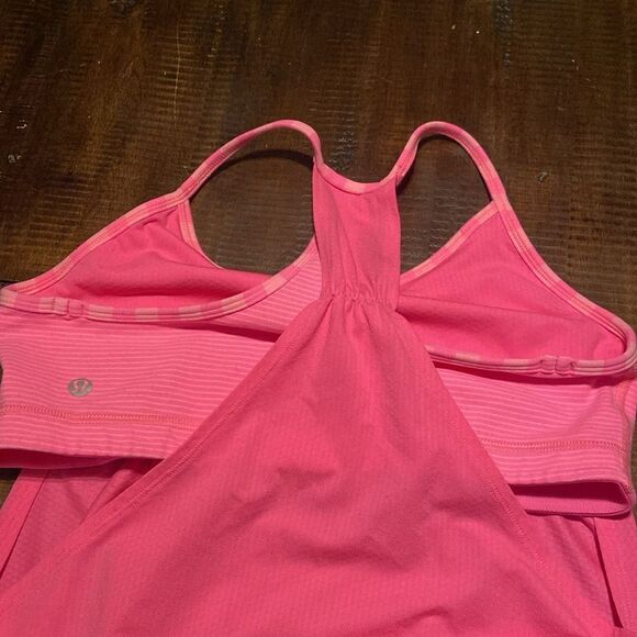 Lululemon No Limits Tank
Apex Stripe Zing Pink Light medium - Picture 6 of 7